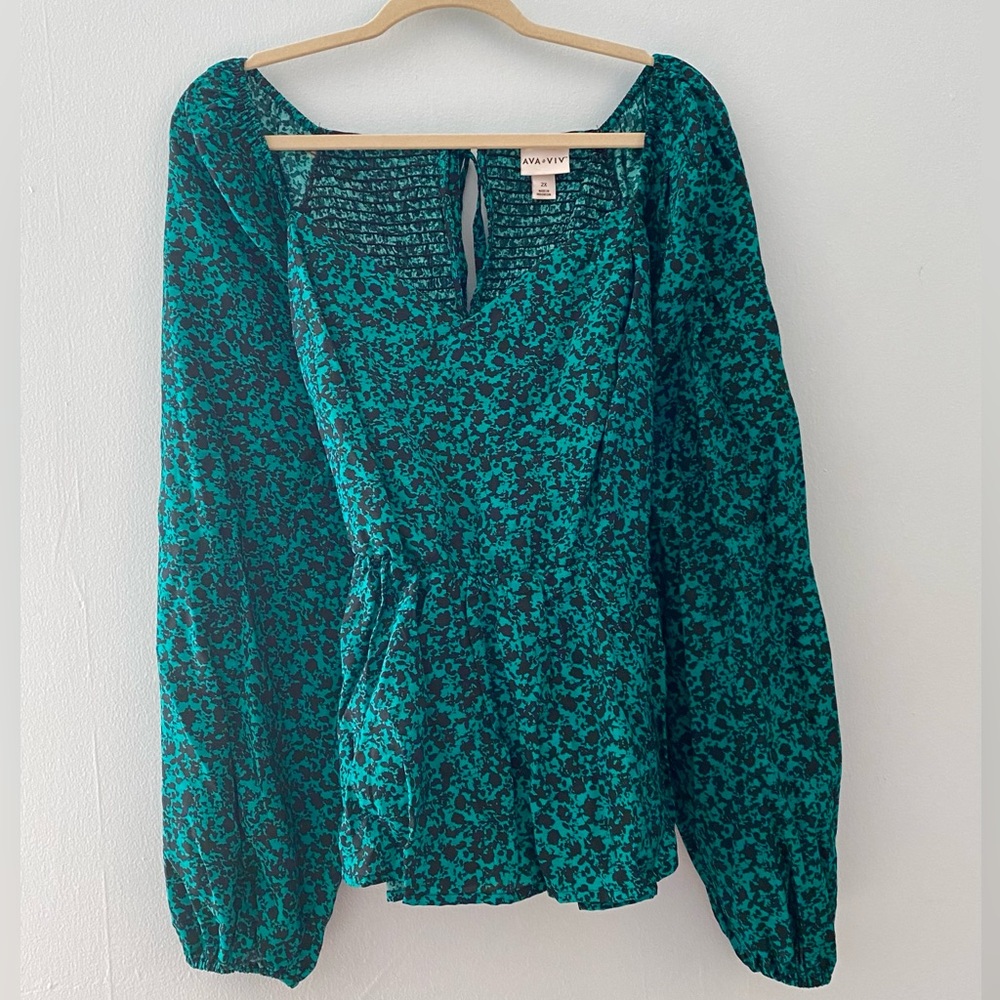 Emerald and Balck Peplum